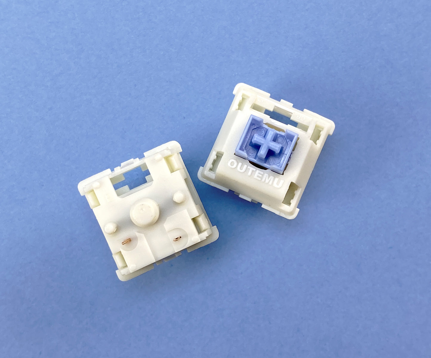 Switch Outemu Cream blue