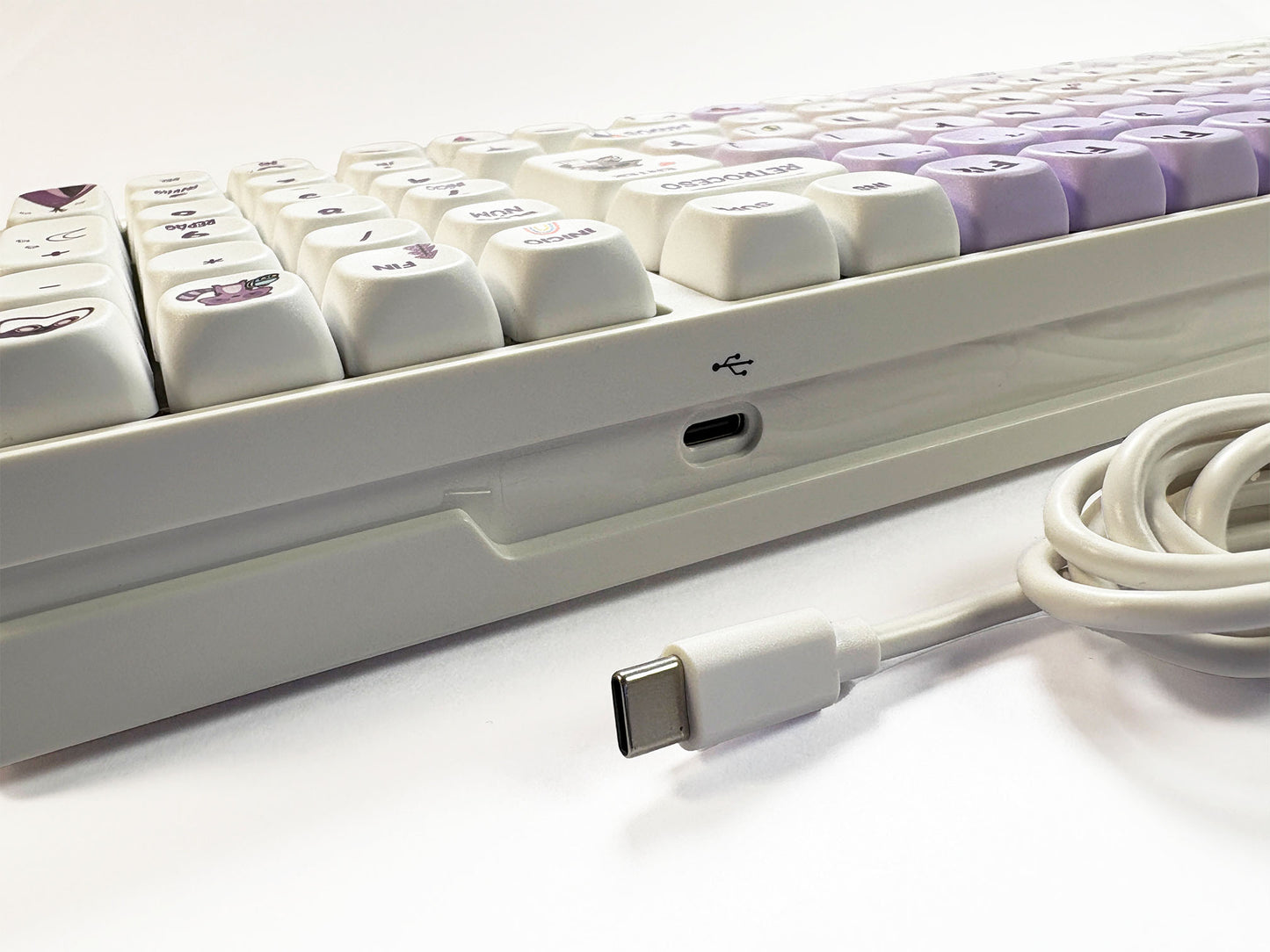 Teclas Campamento Kawaii + Teclado Niemi 101 Blanco