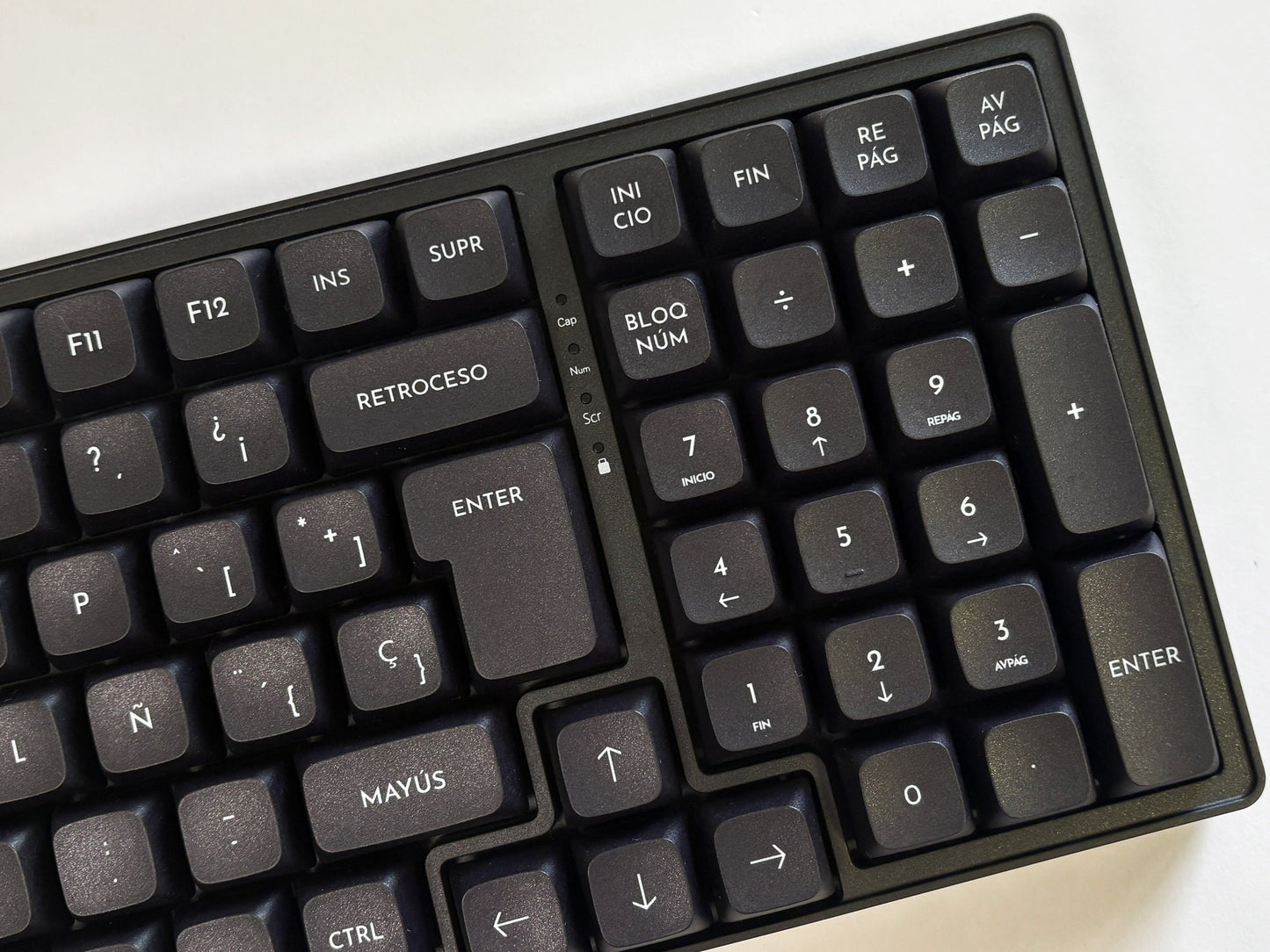 Teclas Lienzo Negro + Niemi101 Negro