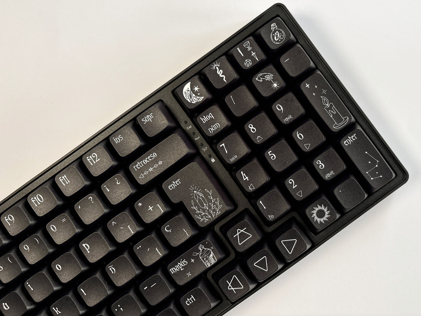Teclas Aquelarre + Teclado Niemi 101 Negro
